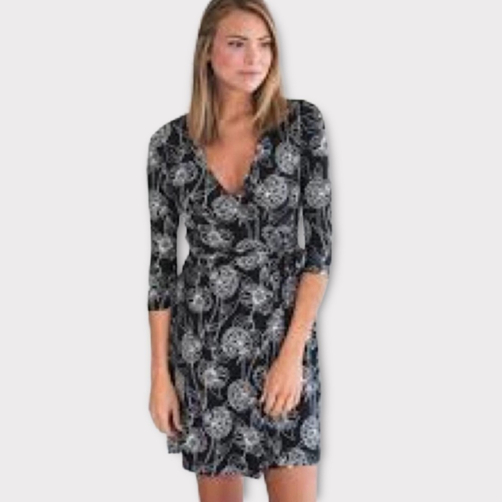 BANANA REPUBLIC Black & White Floral Wrap Dress Wrinkle Resistant Goth NWOT - Picture 15 of 15